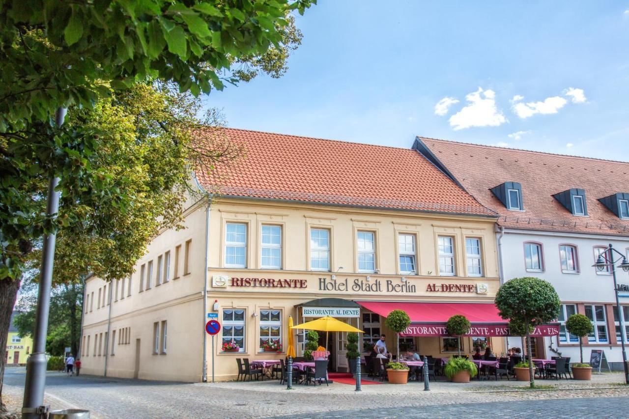 Hotel Stadt Berlin Jessen Eksteriør bilde